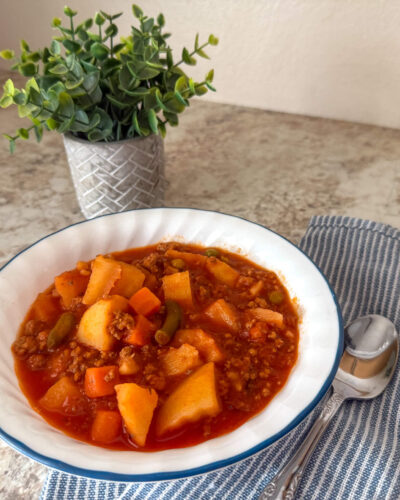 Hearty Old-Fashioned Amish Vegetable Beef Soup Recipe 